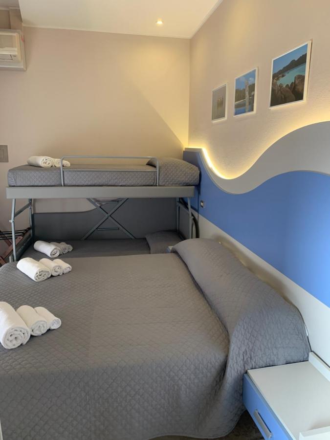 Hotel Moderno Cervia Buitenkant foto